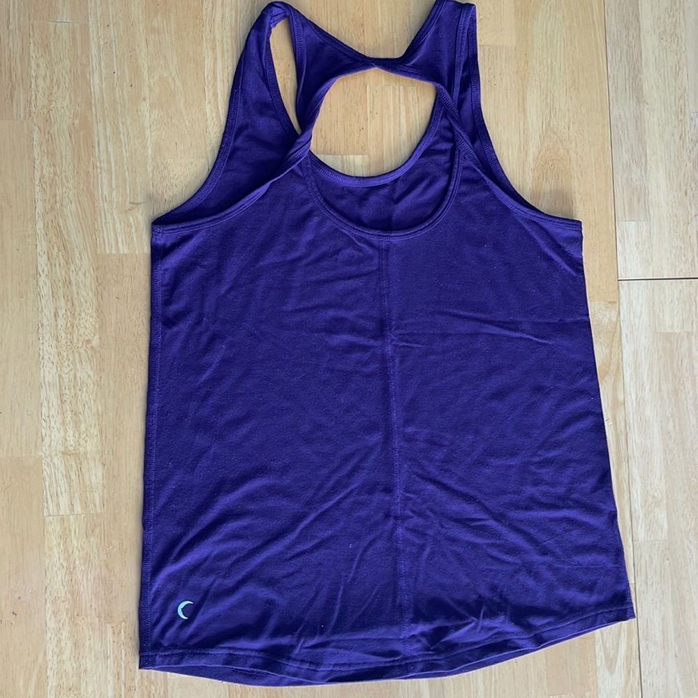 Women’s Medium Zyia Tank